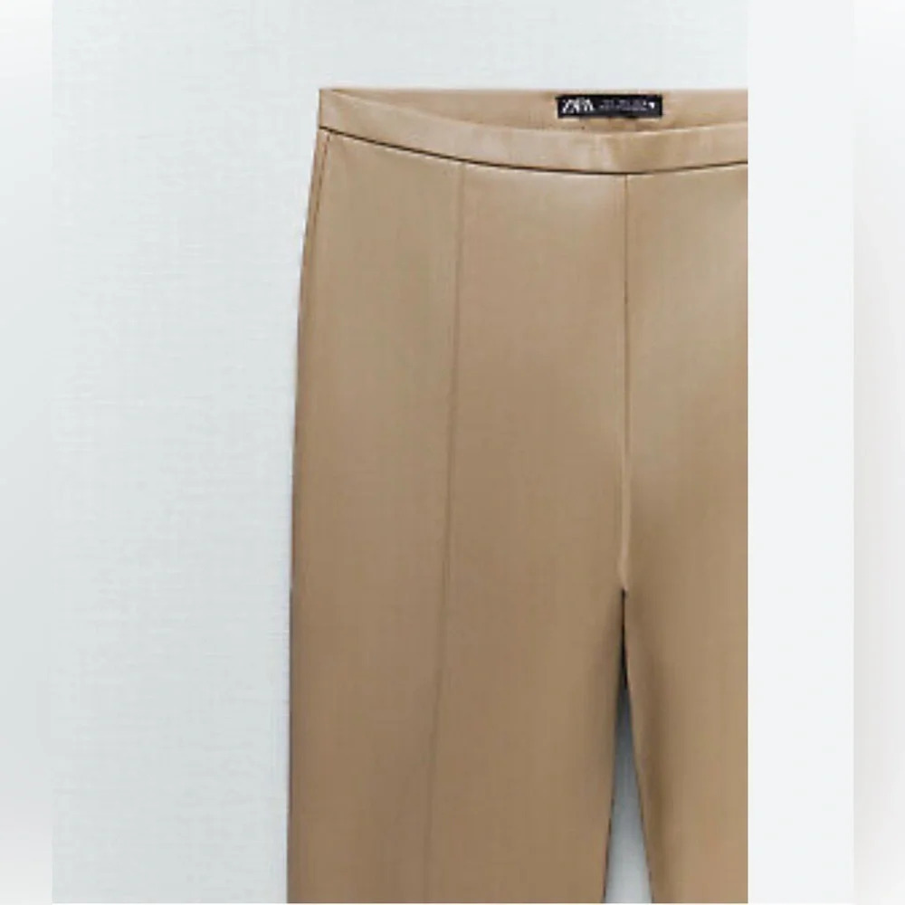 ZARA NWT Hi Rise Legging Faux Leather SMALL Side Zip Elastic Waist Pull On Camel - Picture 3 of 13